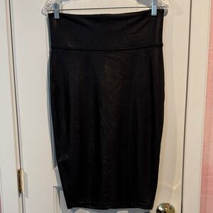 Spanx Black Shiny Women's Pencil Skirt